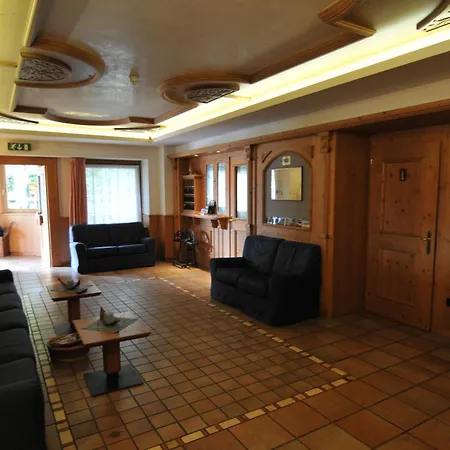 Hotel Al Pian Garni - & Pizza